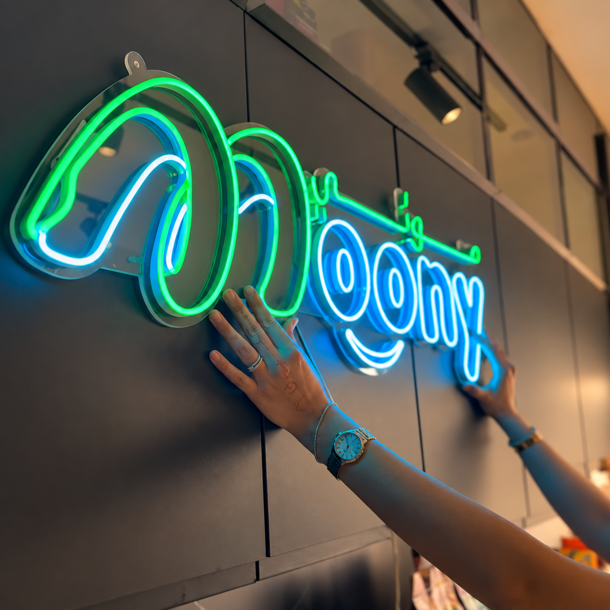 Moony neon sign installation